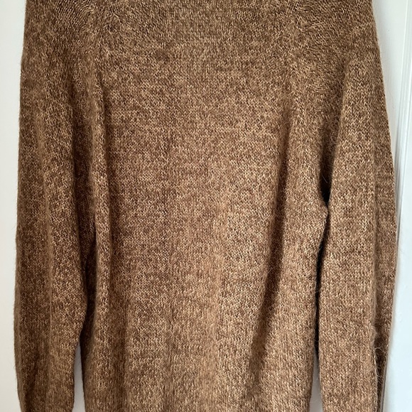 Beautiful Handmade Alpaca Wool Cardigan w/ Pattern and Wood Buttons - Picture 5 of 5